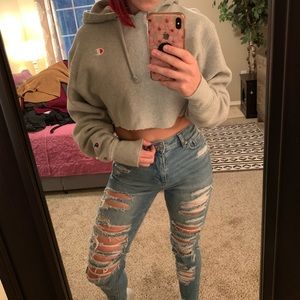 Cropped UO Champion hoodie